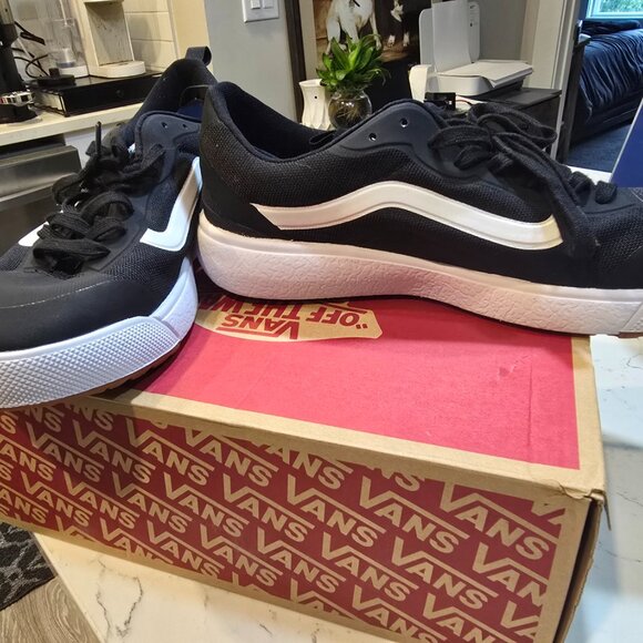 Vans Ultrarange EXO Low Cut VN0A4U1KBLK Black Men's Size 12 Skateboarding NEW - Picture 3 of 13
